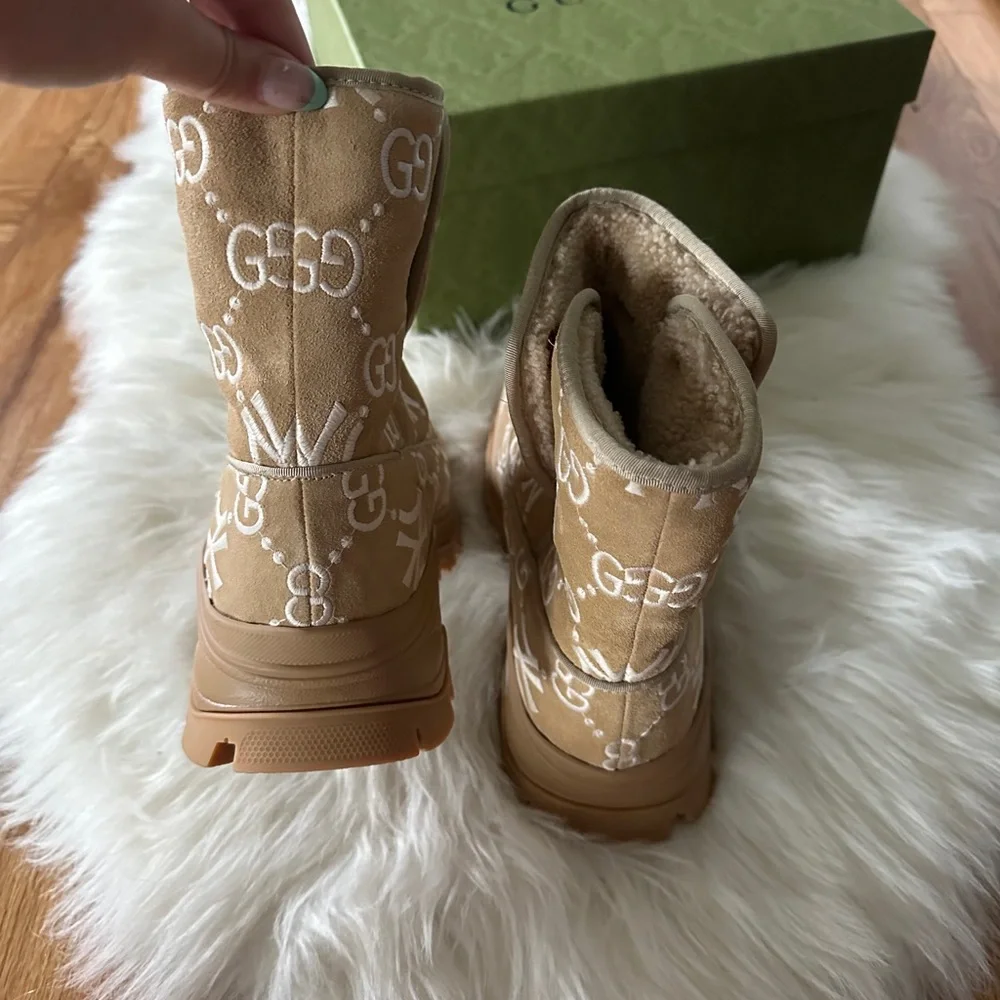 Gucci NY Yankees Winter Boots
